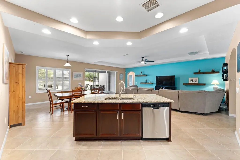 11403 Scribner Station Lane Lithia FL 33547