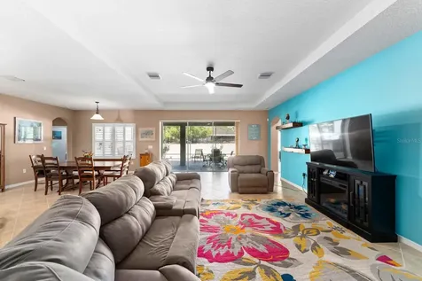11403 Scribner Station Lane Lithia FL 33547