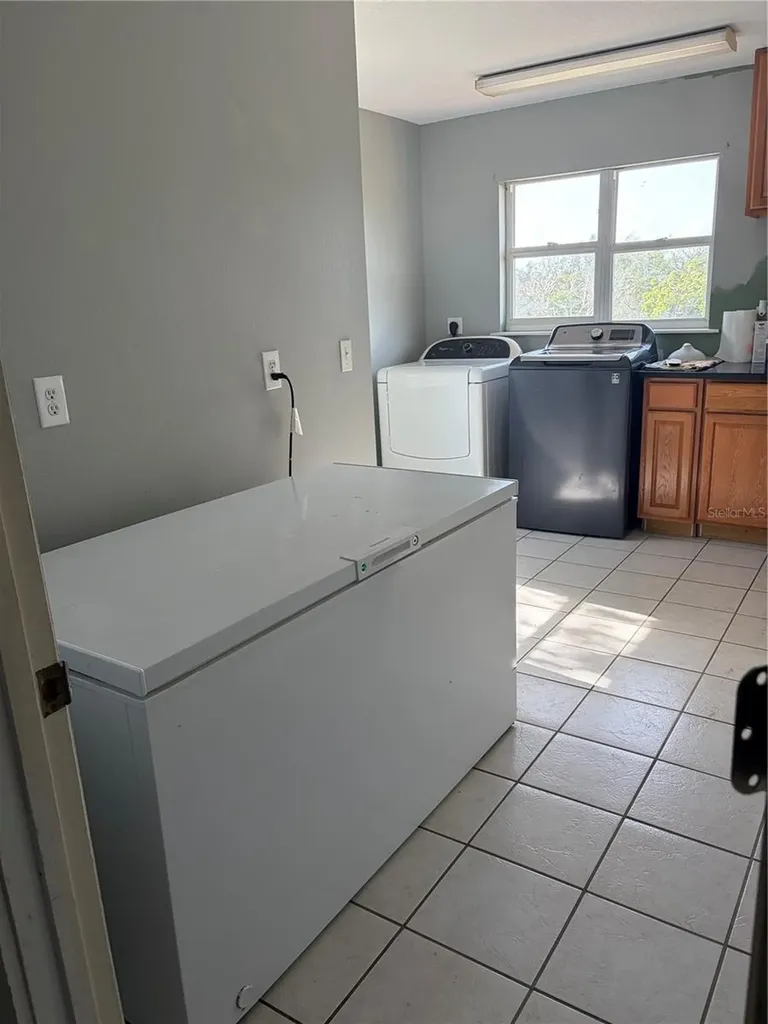 1740 Bayshore Drive Terra Ceia FL 34250