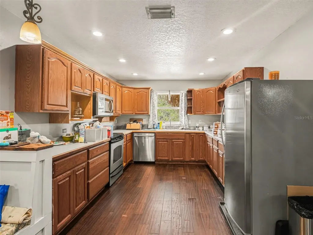 1740 Bayshore Drive Terra Ceia FL 34250