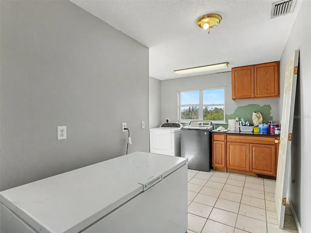 1740 Bayshore Drive Terra Ceia FL 34250