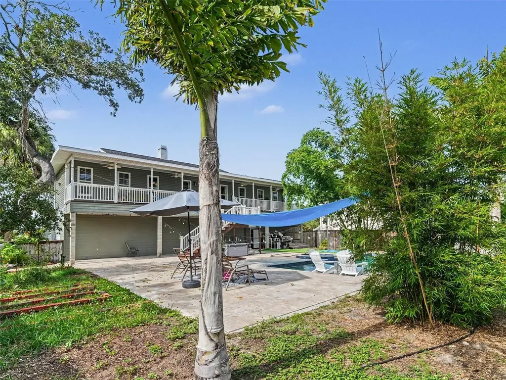 1740 Bayshore Drive Terra Ceia FL 34250