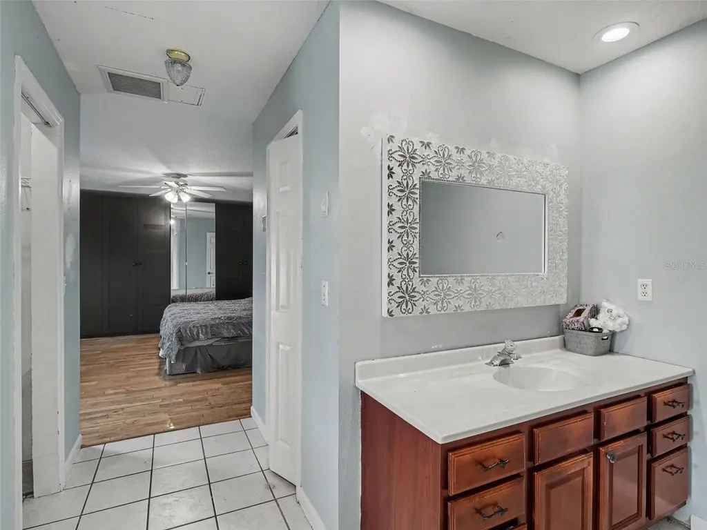 1740 Bayshore Drive Terra Ceia FL 34250