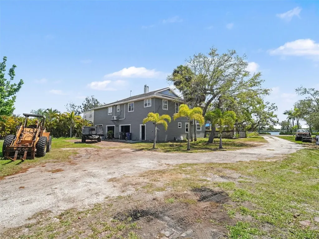 1740 Bayshore Drive Terra Ceia FL 34250