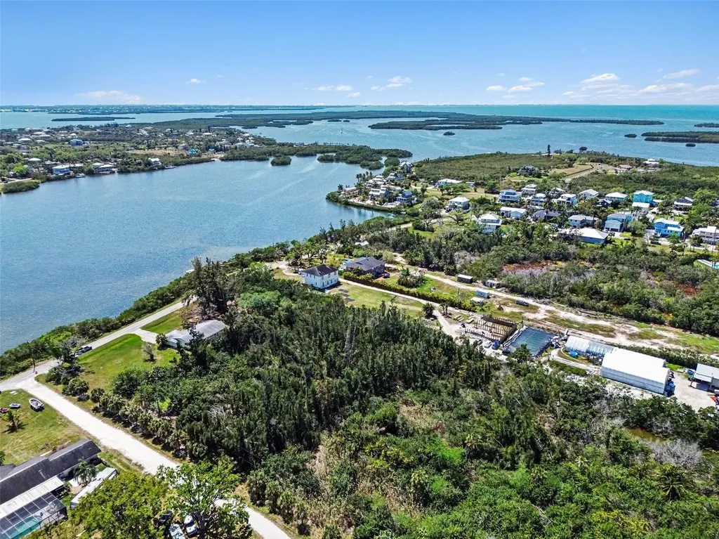 1740 Bayshore Drive Terra Ceia FL 34250