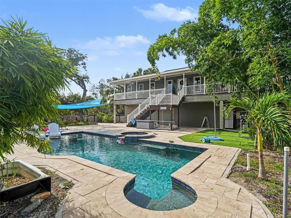 1740 Bayshore Drive Terra Ceia FL 34250