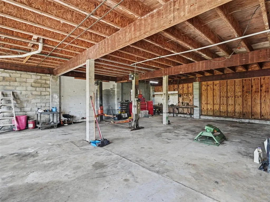 1740 Bayshore Drive Terra Ceia FL 34250