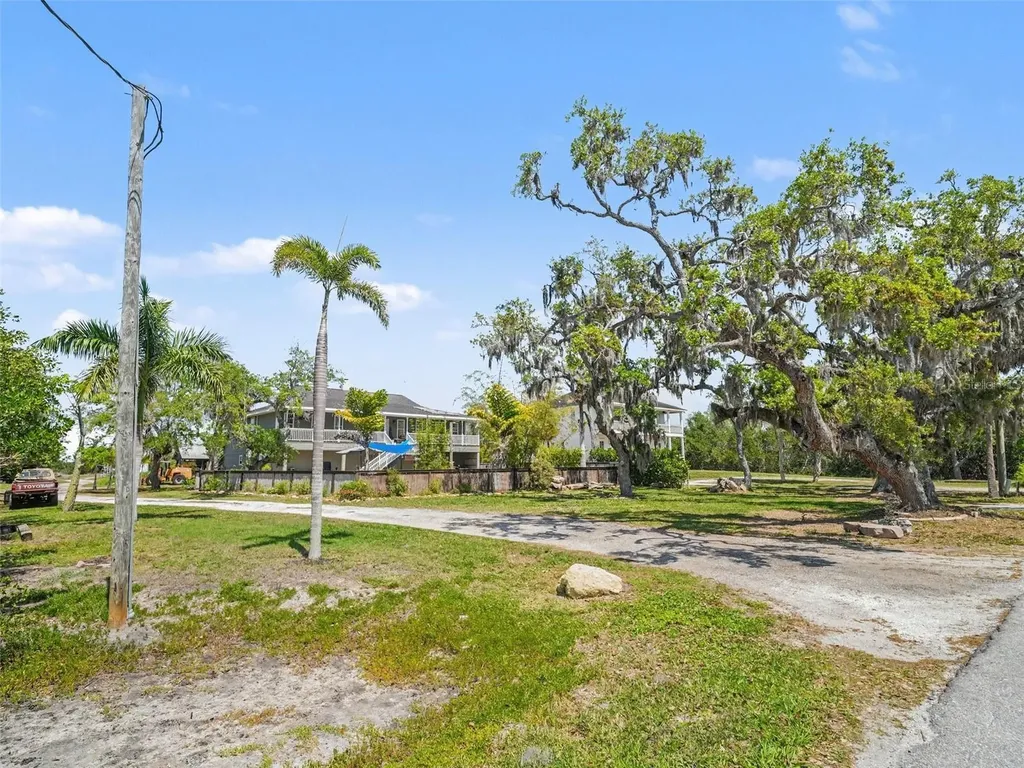 1740 Bayshore Drive Terra Ceia FL 34250