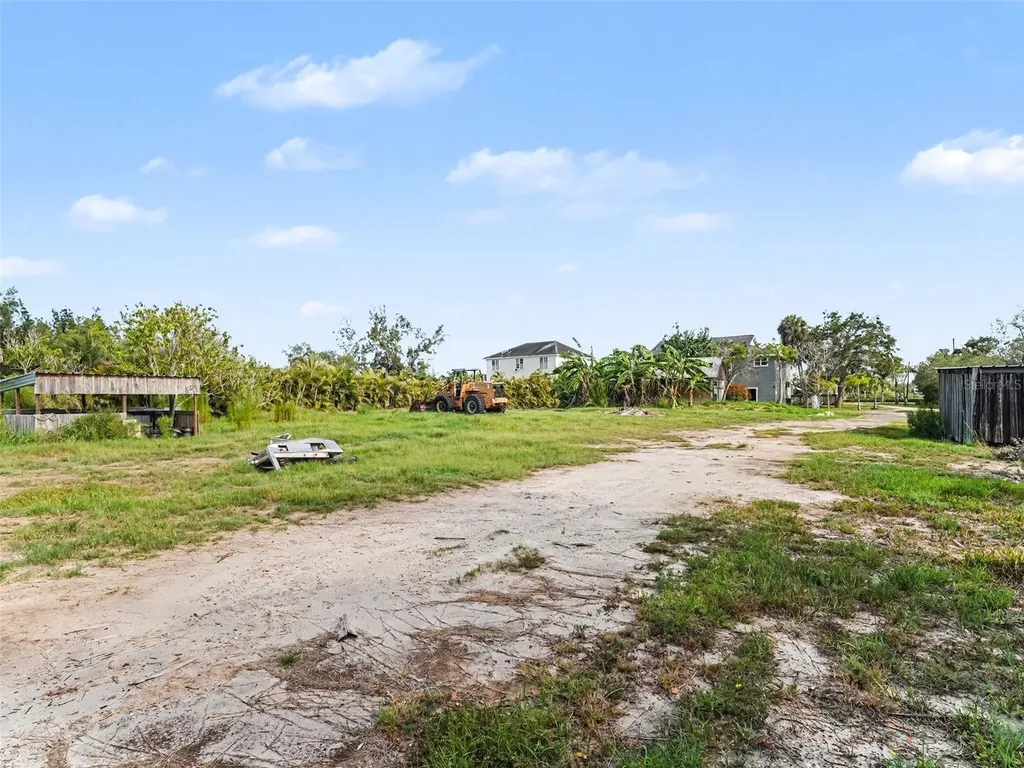 1740 Bayshore Drive Terra Ceia FL 34250