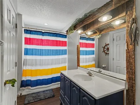 1740 Bayshore Drive Terra Ceia FL 34250