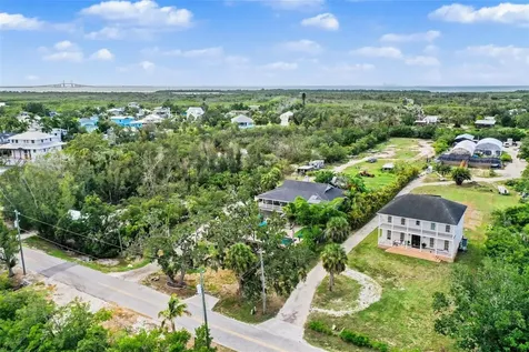 1740 Bayshore Drive Terra Ceia FL 34250