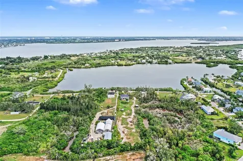 1740 Bayshore Drive Terra Ceia FL 34250