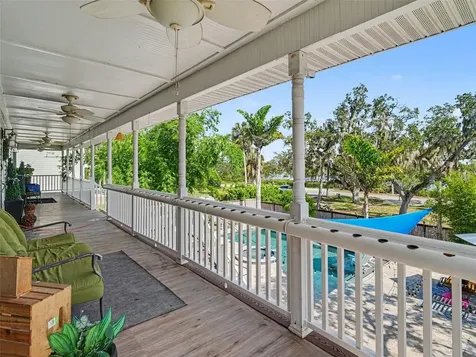 1740 Bayshore Drive Terra Ceia FL 34250