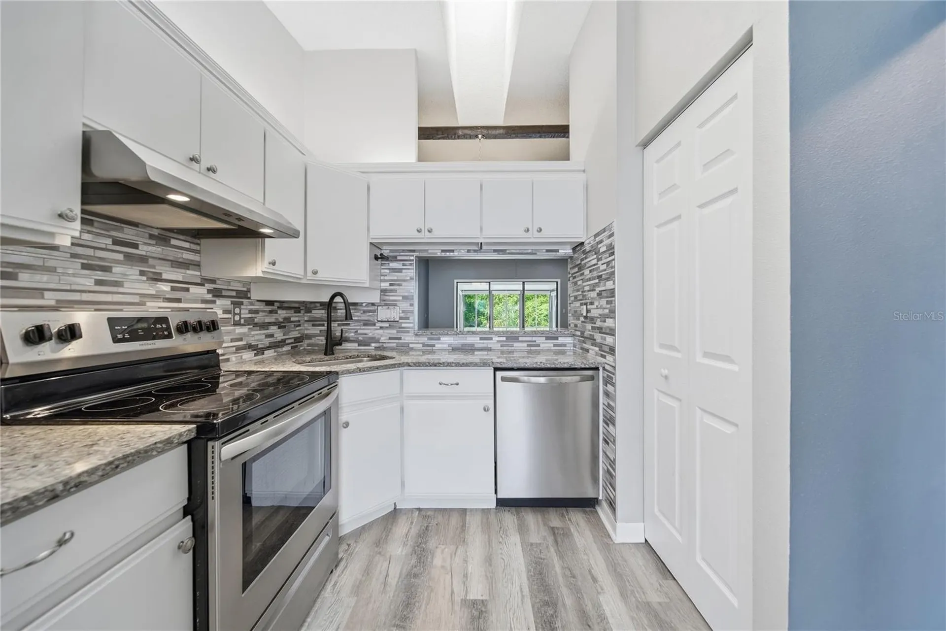 3135 Charter Club Drive Tarpon Springs FL 34688