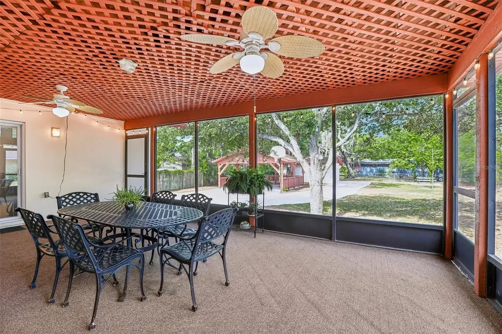 118 N Greenfield Avenue Temple Terrace FL 33617