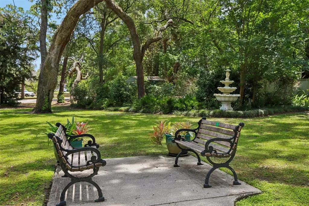 118 N Greenfield Avenue Temple Terrace FL 33617