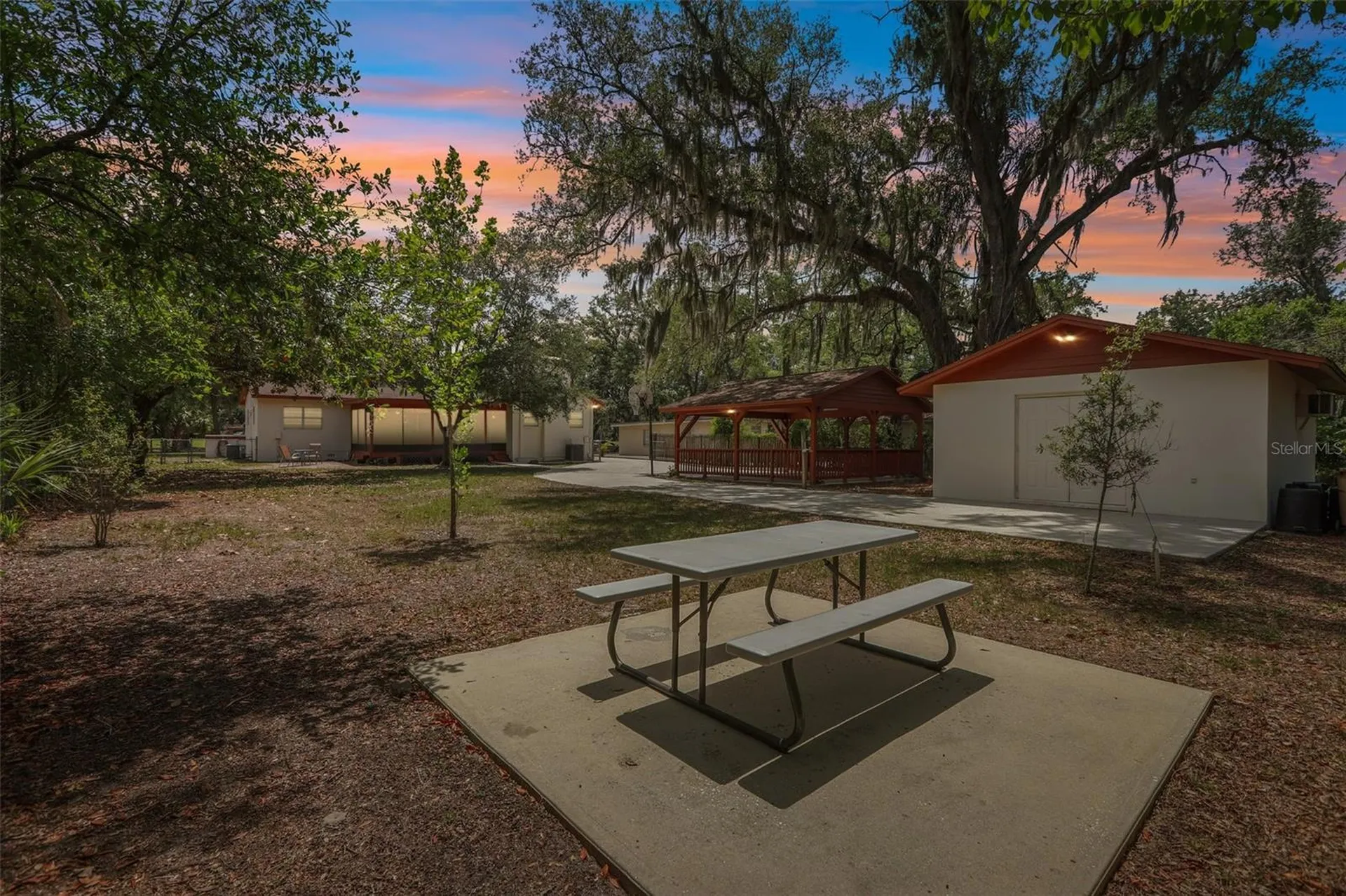 118 N Greenfield Avenue Temple Terrace FL 33617