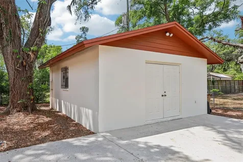 118 N Greenfield Avenue Temple Terrace FL 33617