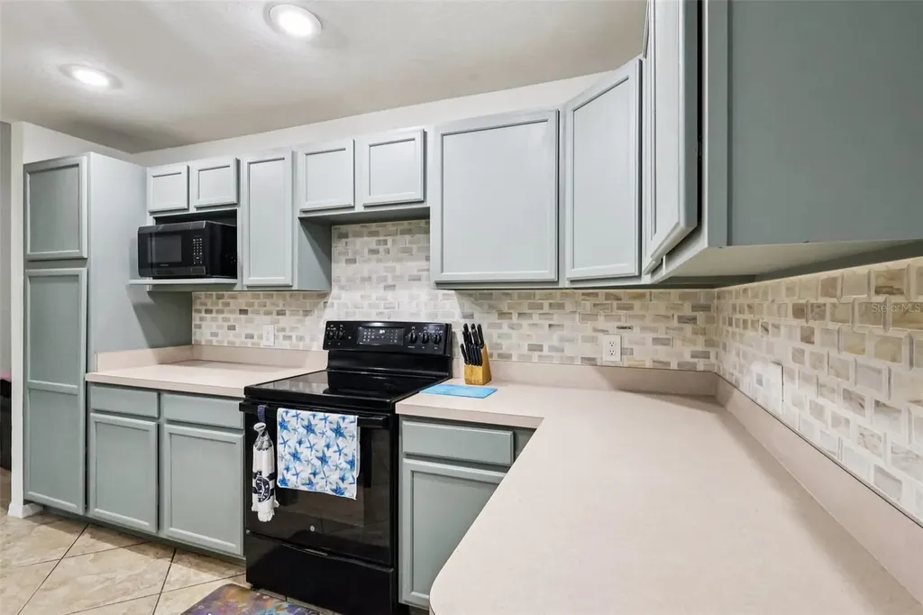 565 Chula Woods Court Chuluota FL 32766