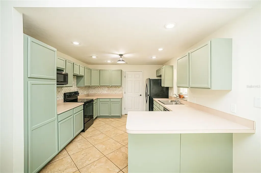 565 Chula Woods Court Chuluota FL 32766