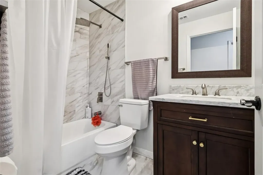 565 Chula Woods Court Chuluota FL 32766