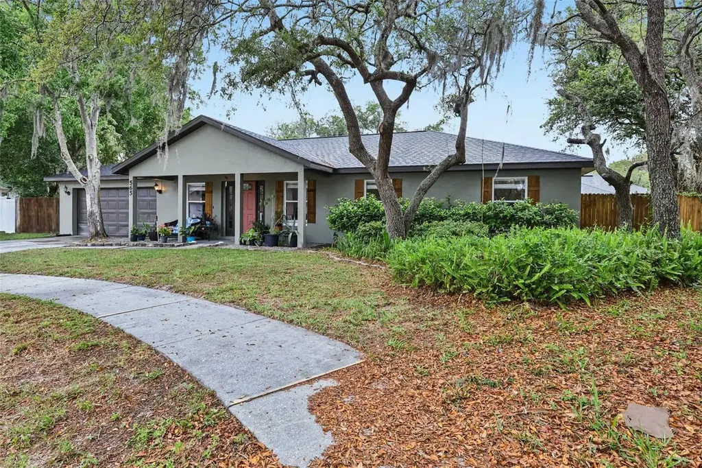 565 Chula Woods Court Chuluota FL 32766
