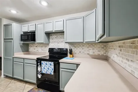 565 Chula Woods Court Chuluota FL 32766