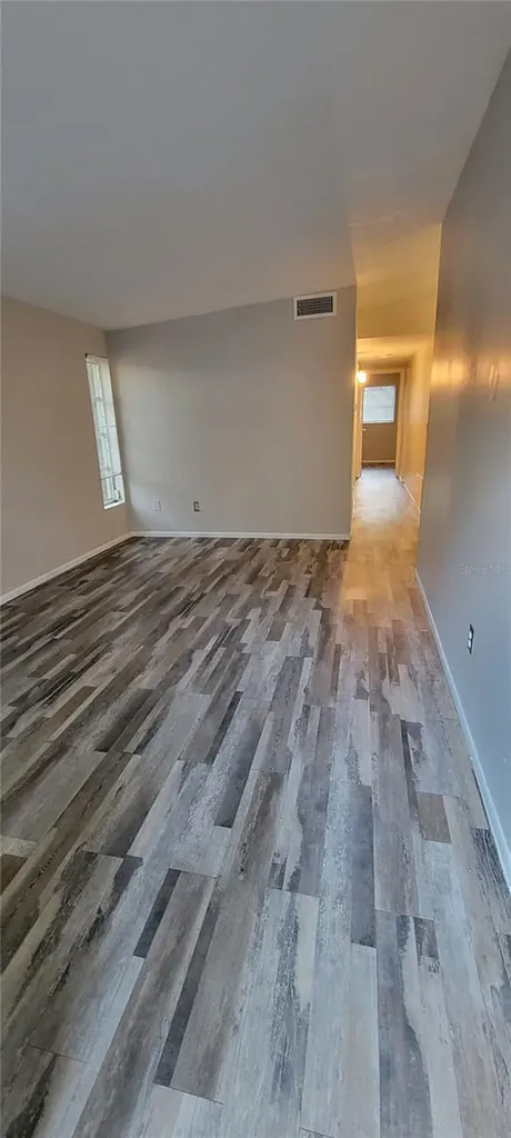 8725 N 48th Street Tampa FL 33617