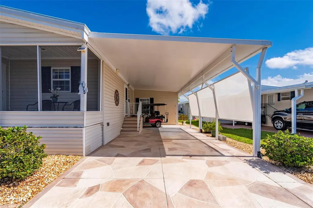 1000 Kings Highway Port Charlotte FL 33980