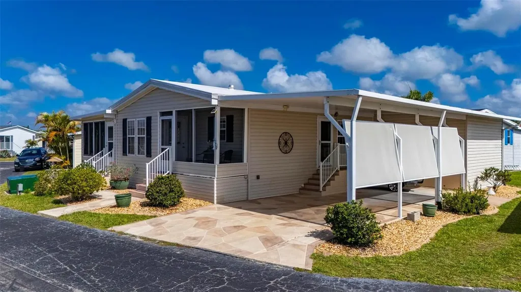 1000 Kings Highway Port Charlotte FL 33980