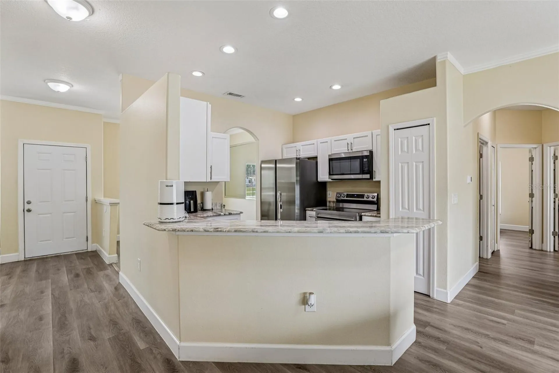 943 Amaros Avenue Orlando FL 32811