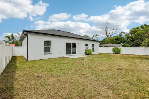 943 Amaros Avenue Orlando FL 32811