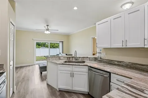 943 Amaros Avenue Orlando FL 32811