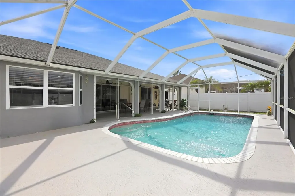 23494 Nelson Avenue Port Charlotte FL 33954
