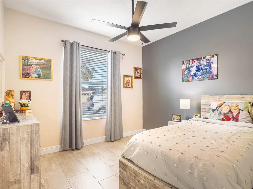10196 Andover Point Circle Orlando FL 32825