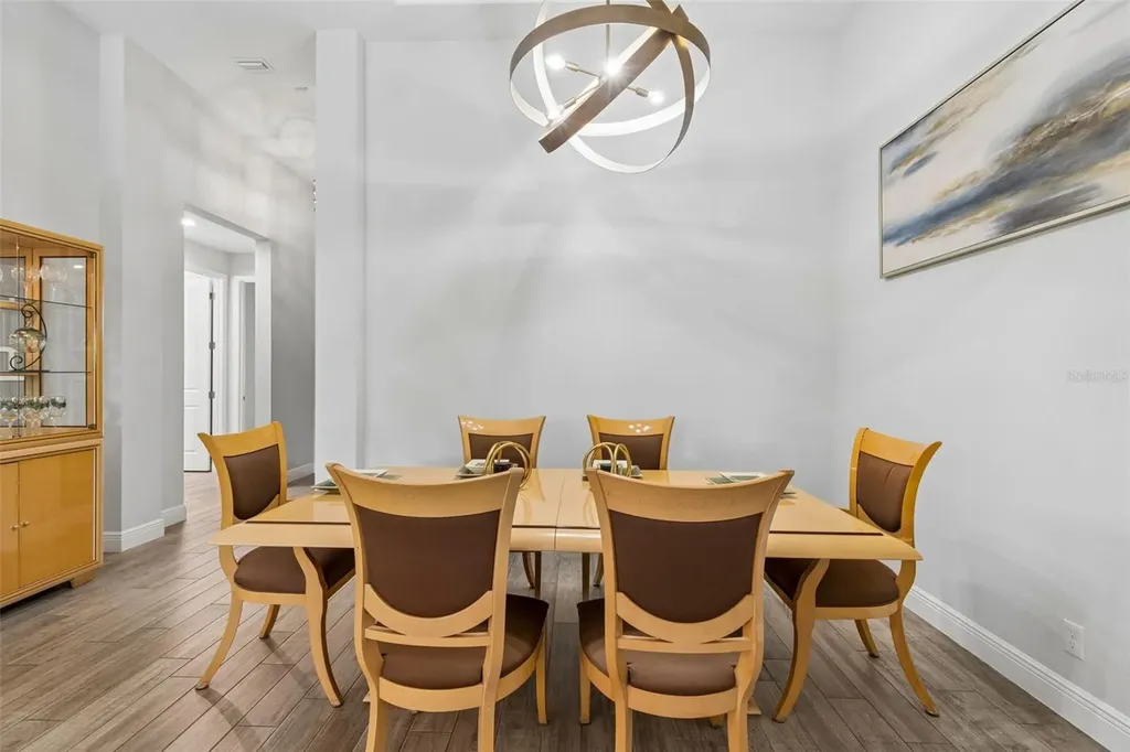 1008 Siberian Glen Bradenton FL 34212