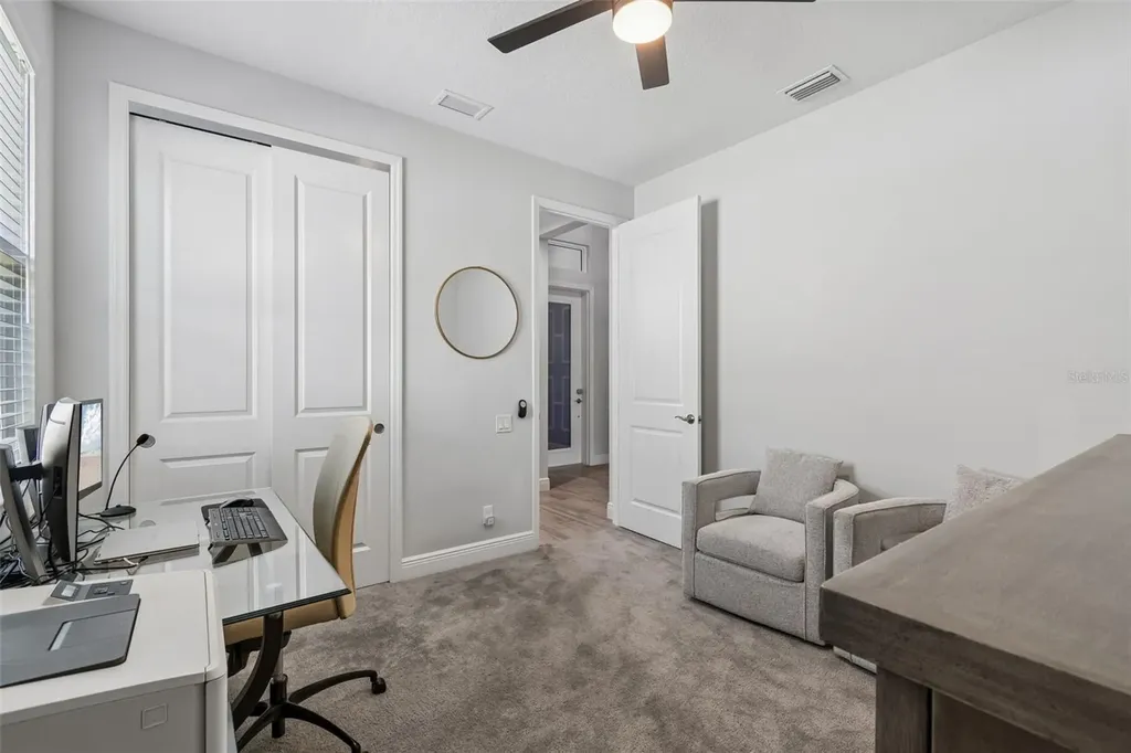 1008 Siberian Glen Bradenton FL 34212