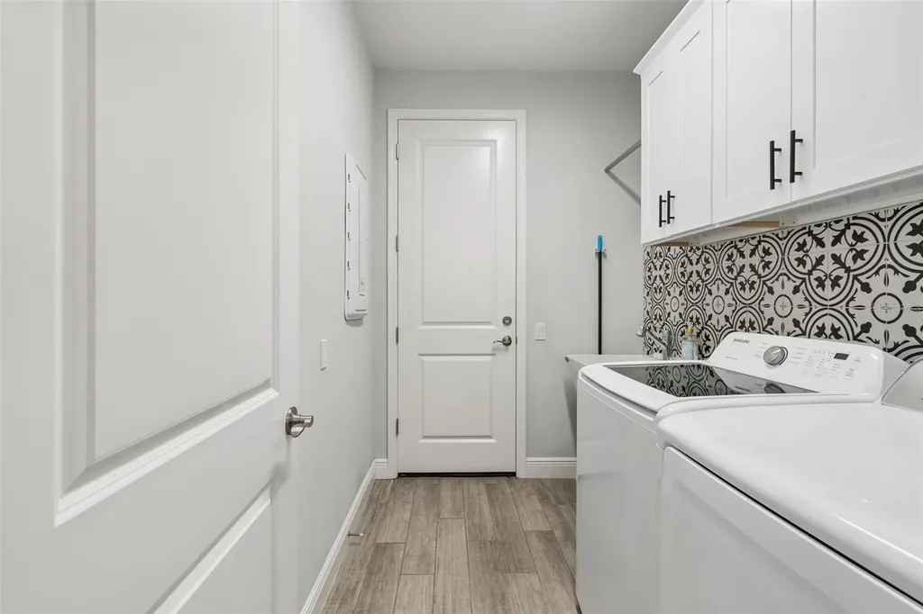 1008 Siberian Glen Bradenton FL 34212