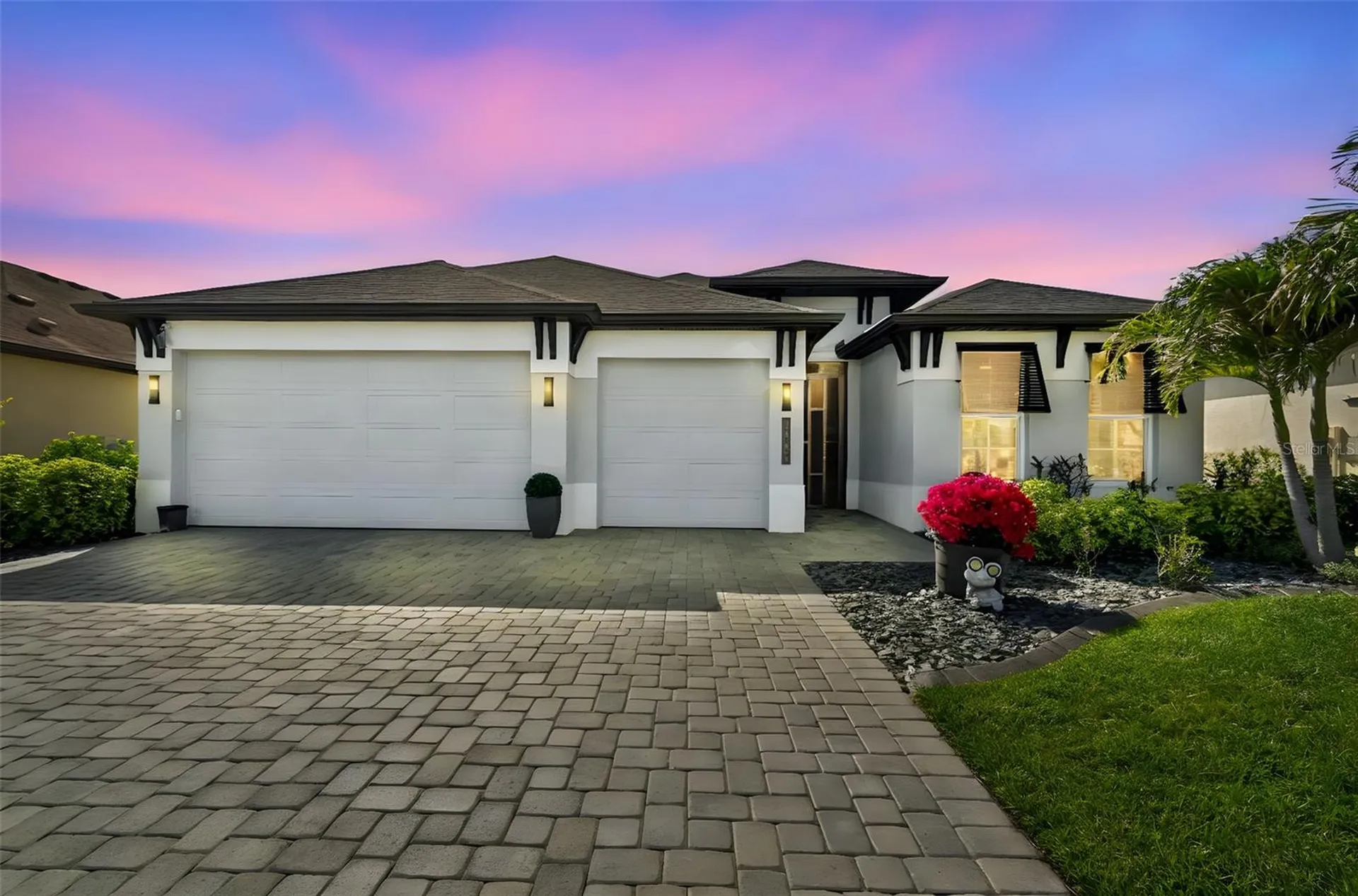 1008 Siberian Glen Bradenton FL 34212