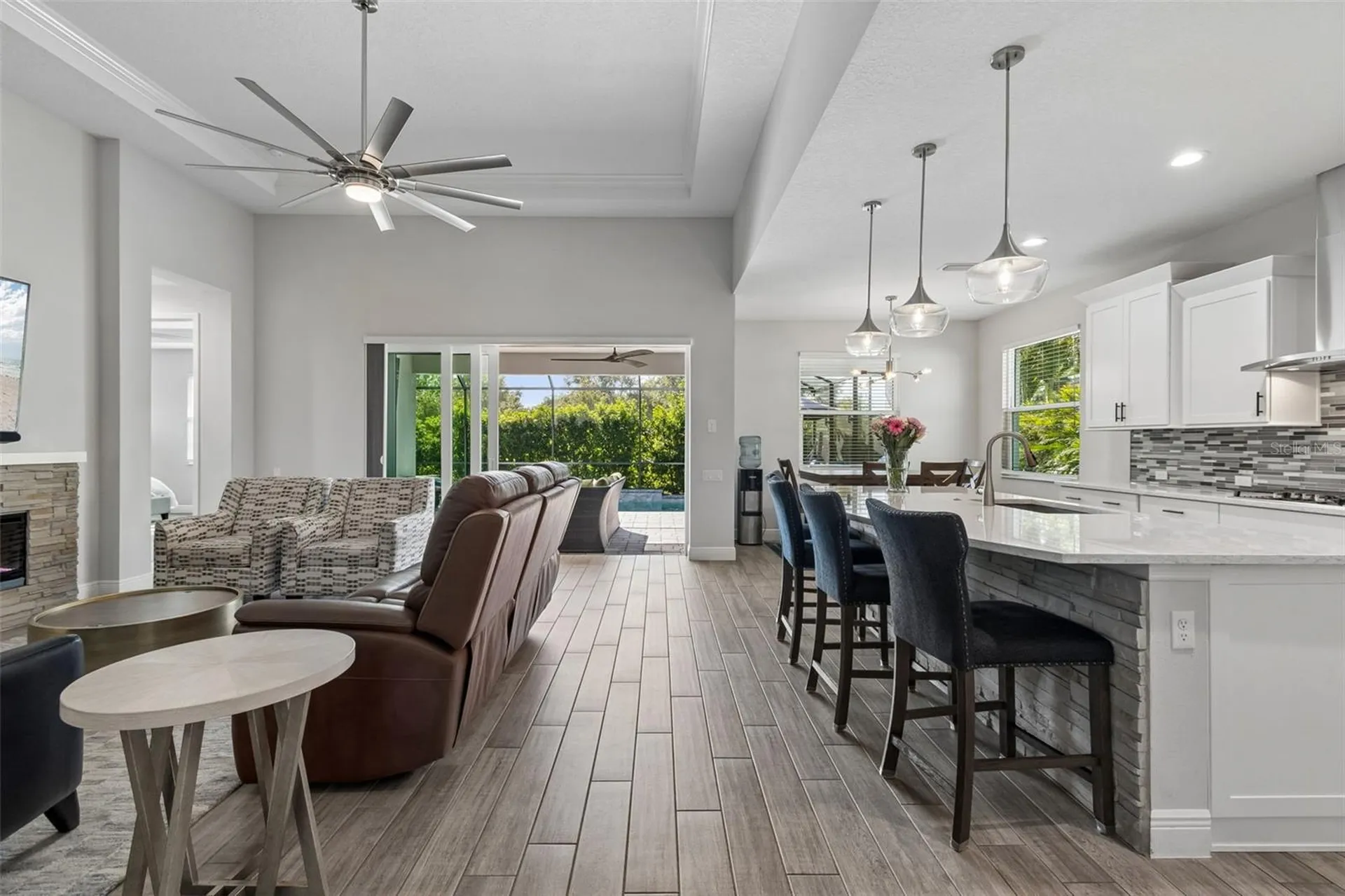 1008 Siberian Glen Bradenton FL 34212