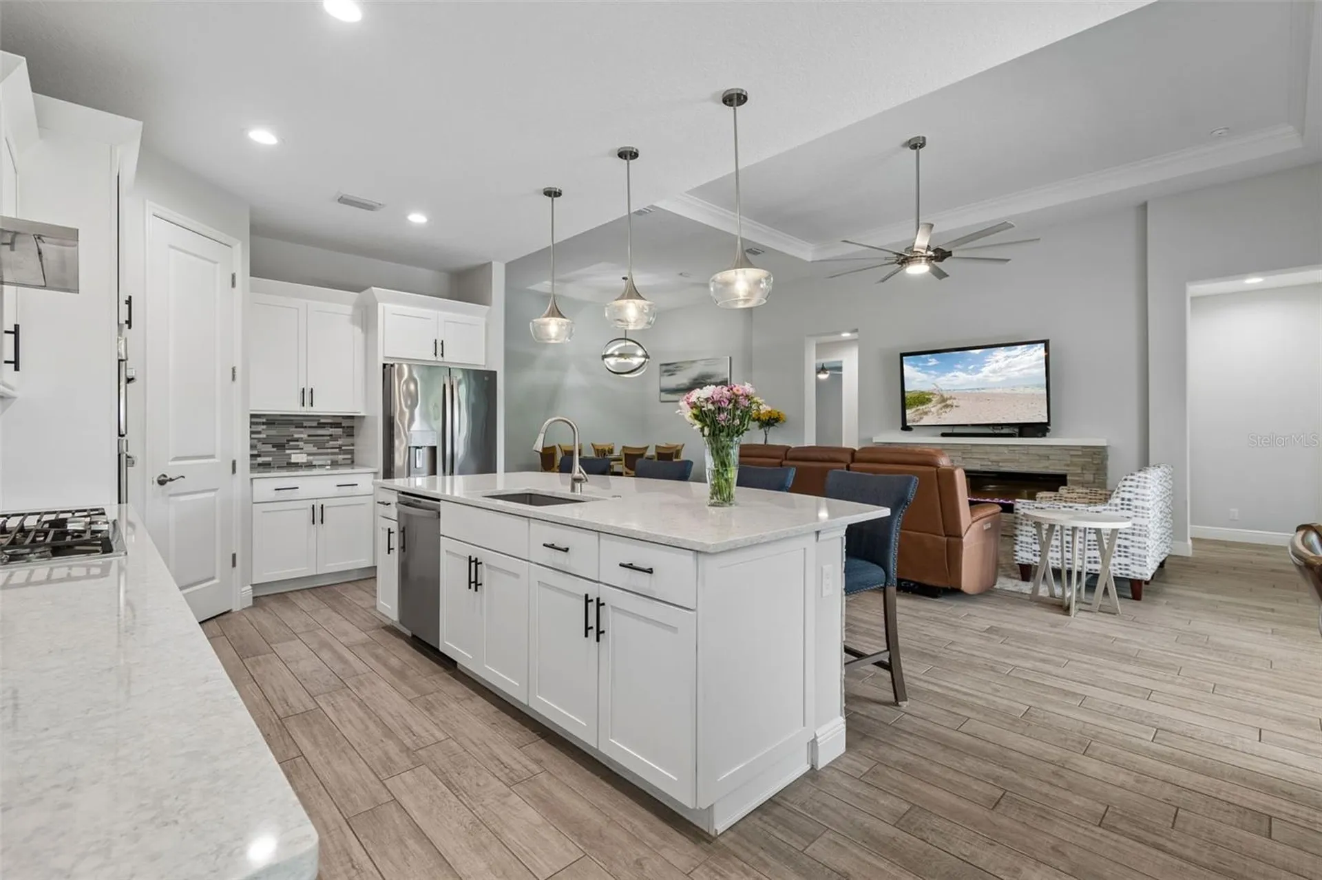 1008 Siberian Glen Bradenton FL 34212