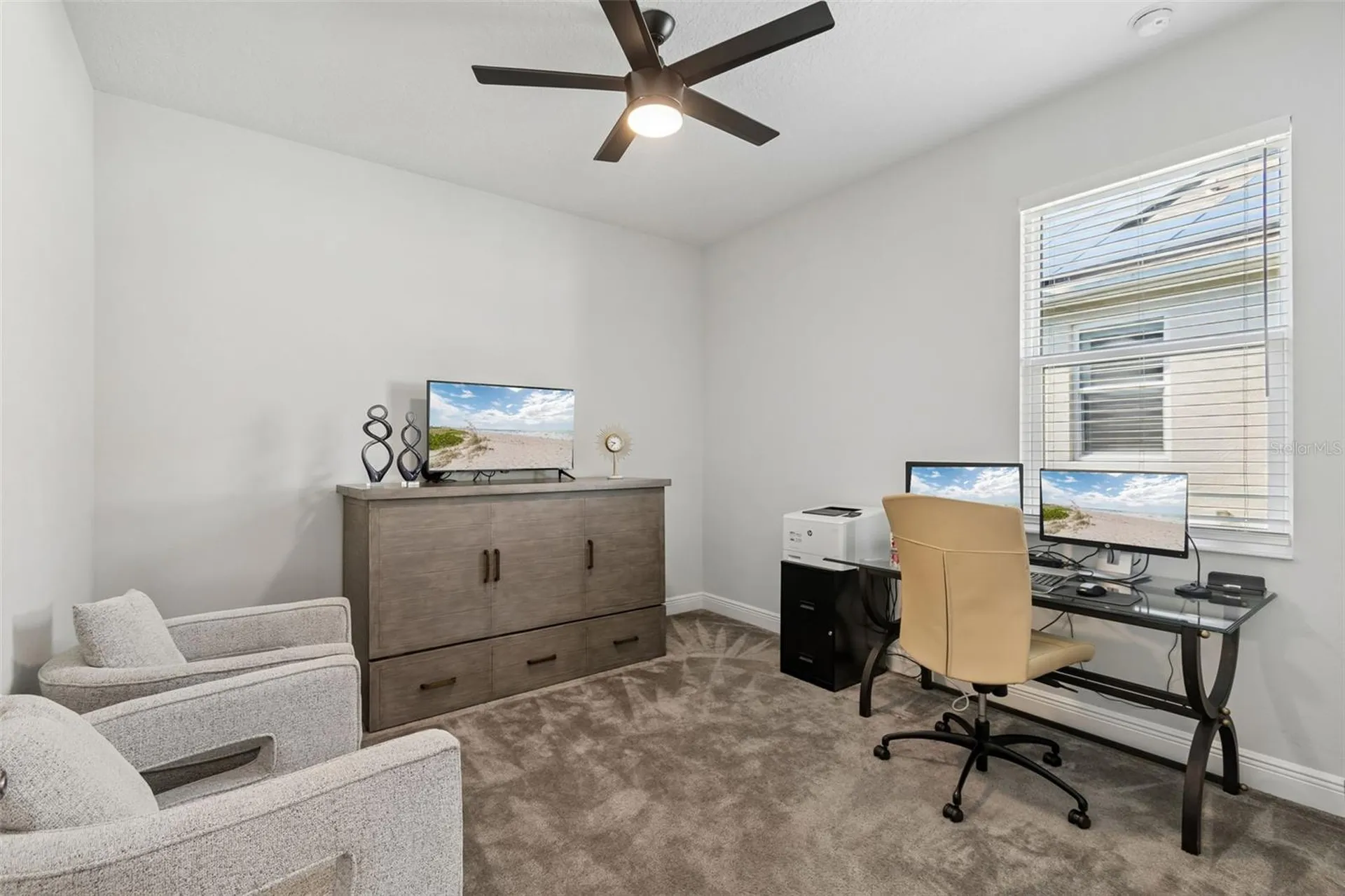 1008 Siberian Glen Bradenton FL 34212