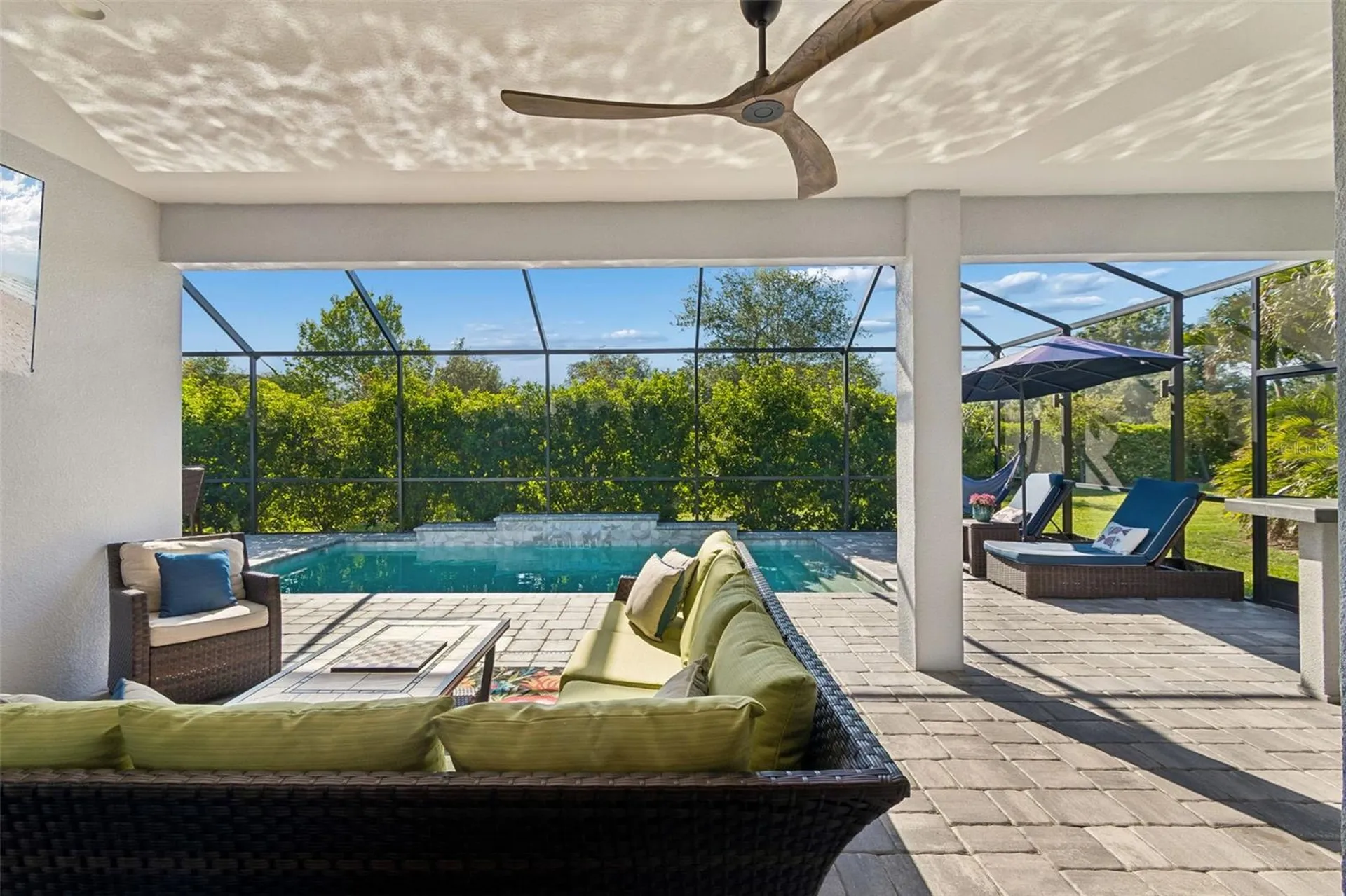1008 Siberian Glen Bradenton FL 34212