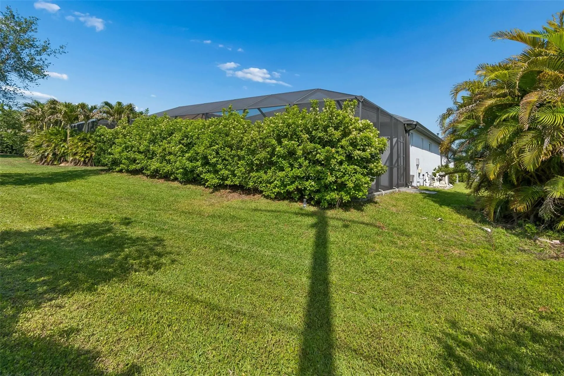 1008 Siberian Glen Bradenton FL 34212