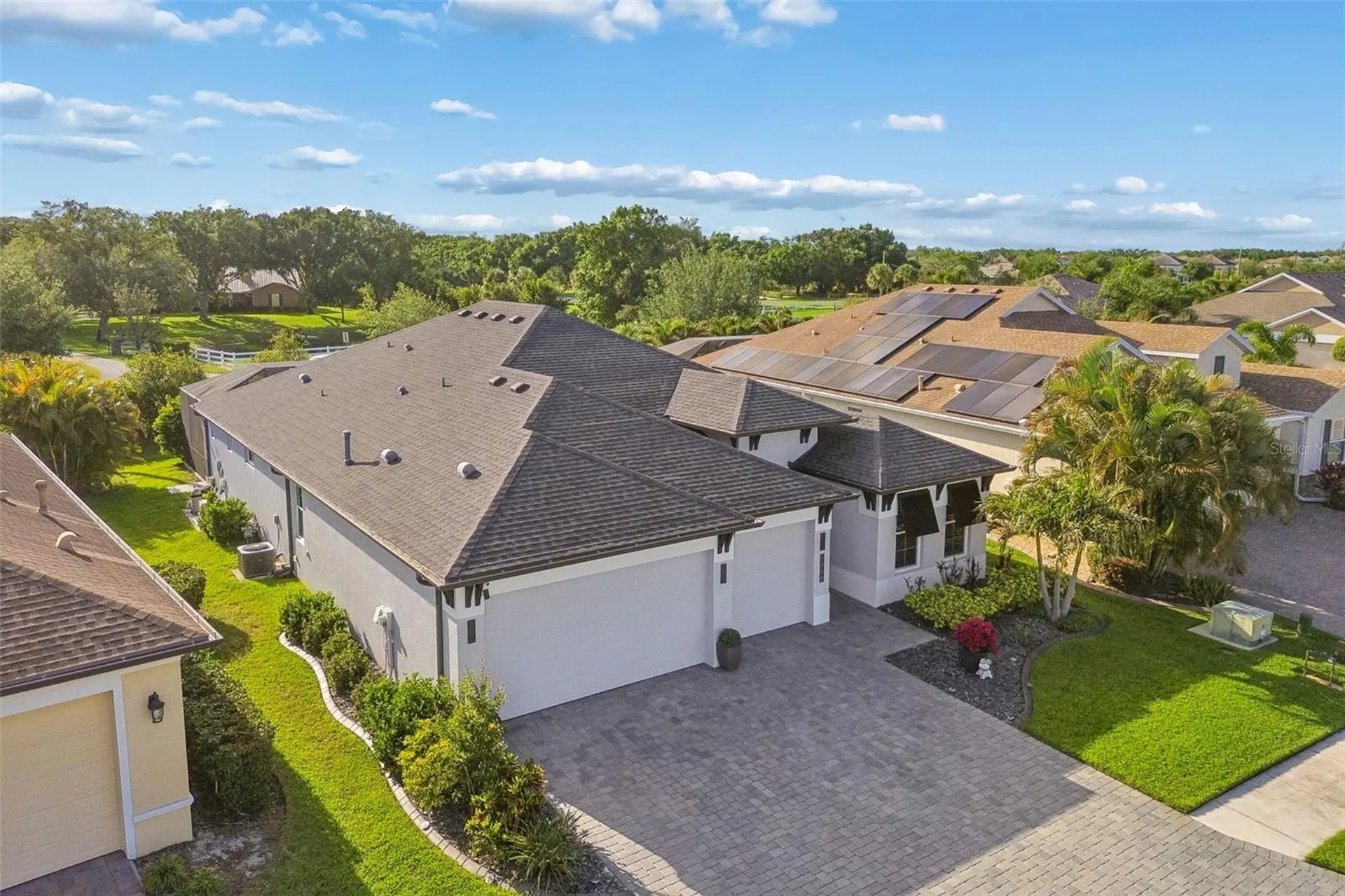 1008 Siberian Glen Bradenton FL 34212
