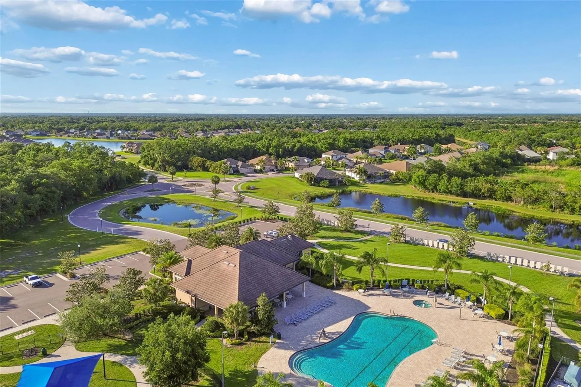 1008 Siberian Glen Bradenton FL 34212