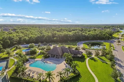 1008 Siberian Glen Bradenton FL 34212