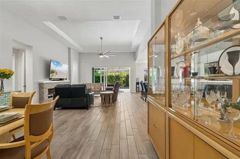 1008 Siberian Glen Bradenton FL 34212