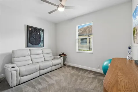 1008 Siberian Glen Bradenton FL 34212