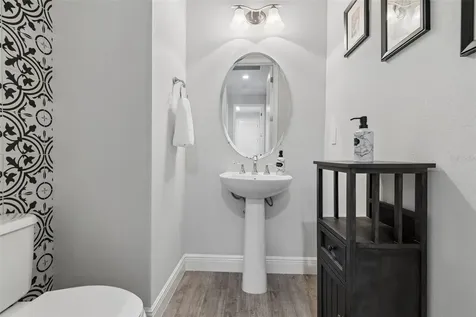 1008 Siberian Glen Bradenton FL 34212
